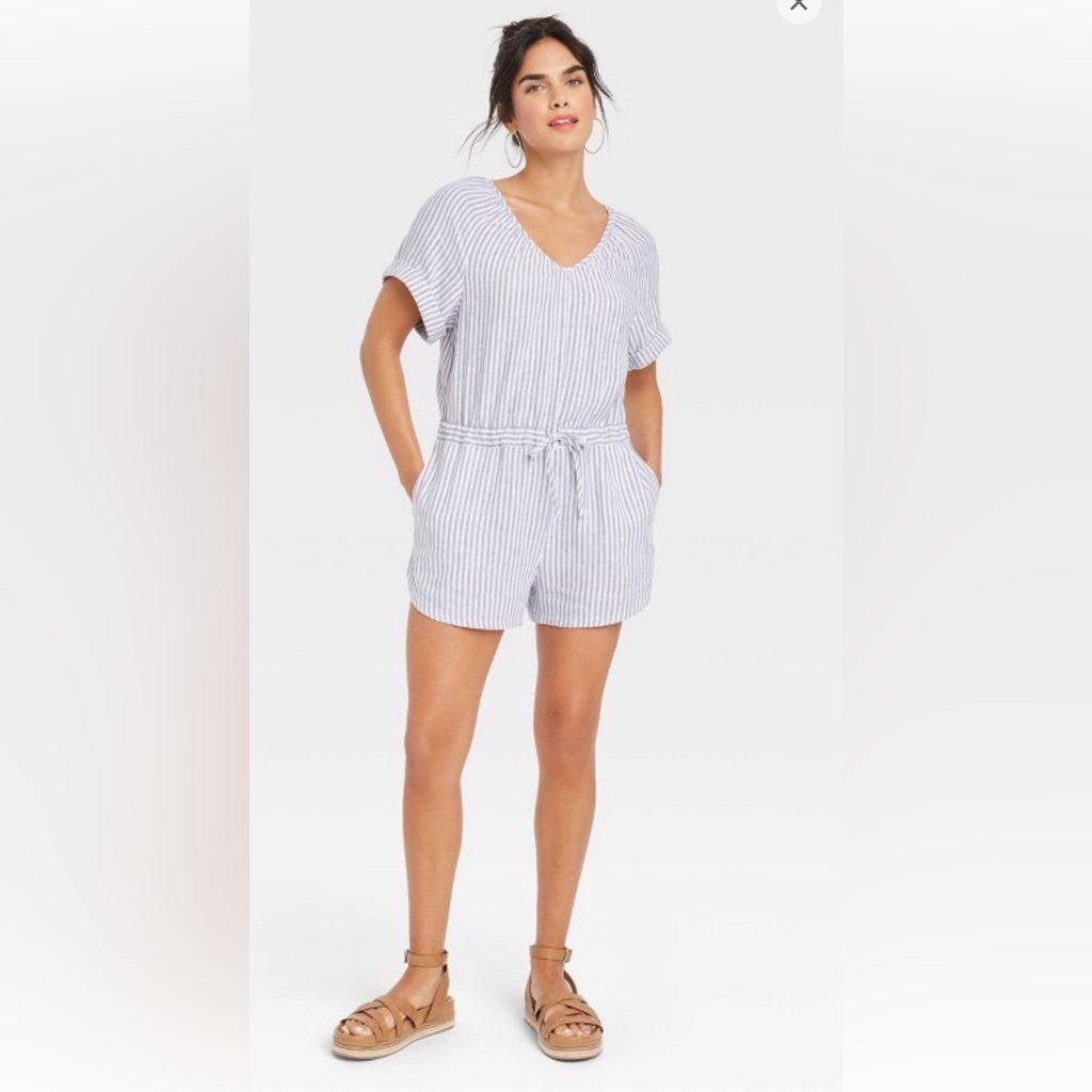Universal Thread Romper S